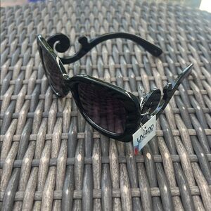 Women’s Black Baroque Swirl Square Tinted Lens Sunglasses UV 400 …